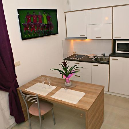 Apartments Sanja トロギール エクステリア 写真