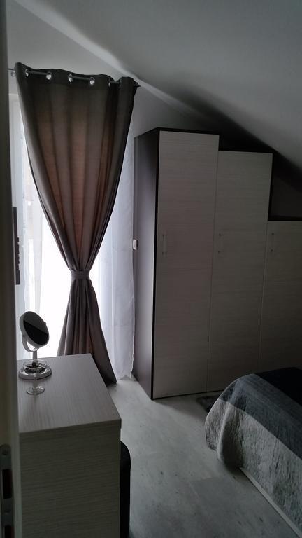 Apartments Sanja トロギール エクステリア 写真