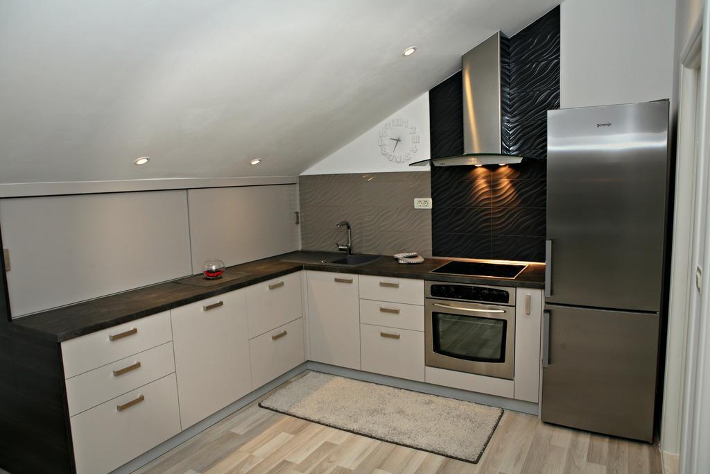 Apartments Sanja トロギール エクステリア 写真