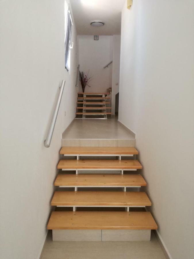 Apartments Sanja トロギール エクステリア 写真